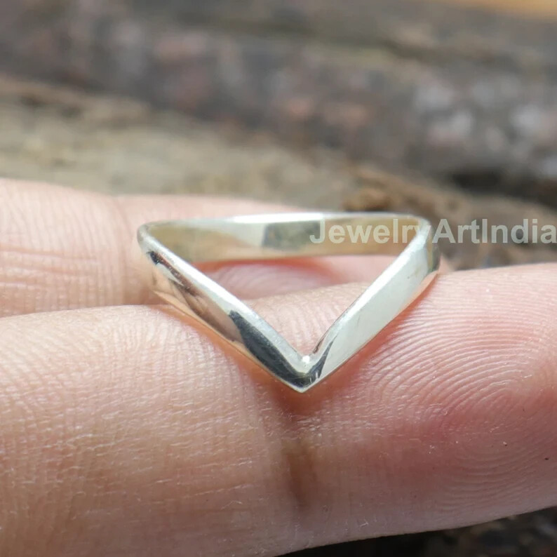 Solid 925 Silver Ring, Chevron Band in 925 Sterling Silver, V Shaped  All Size