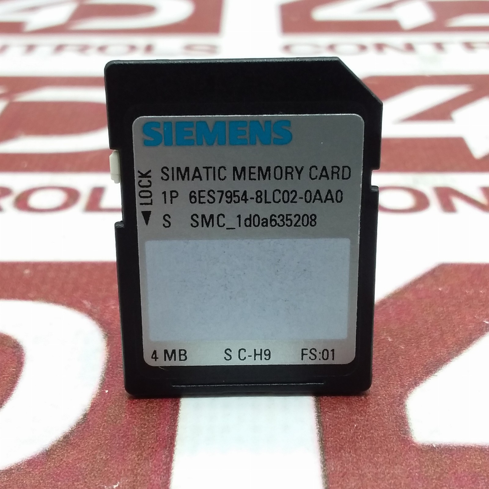 6ES7 954-8LC02-0AA0 | Siemens | SIMATIC S7, Micro Memory Card, 4MB, 3.3V, Used
