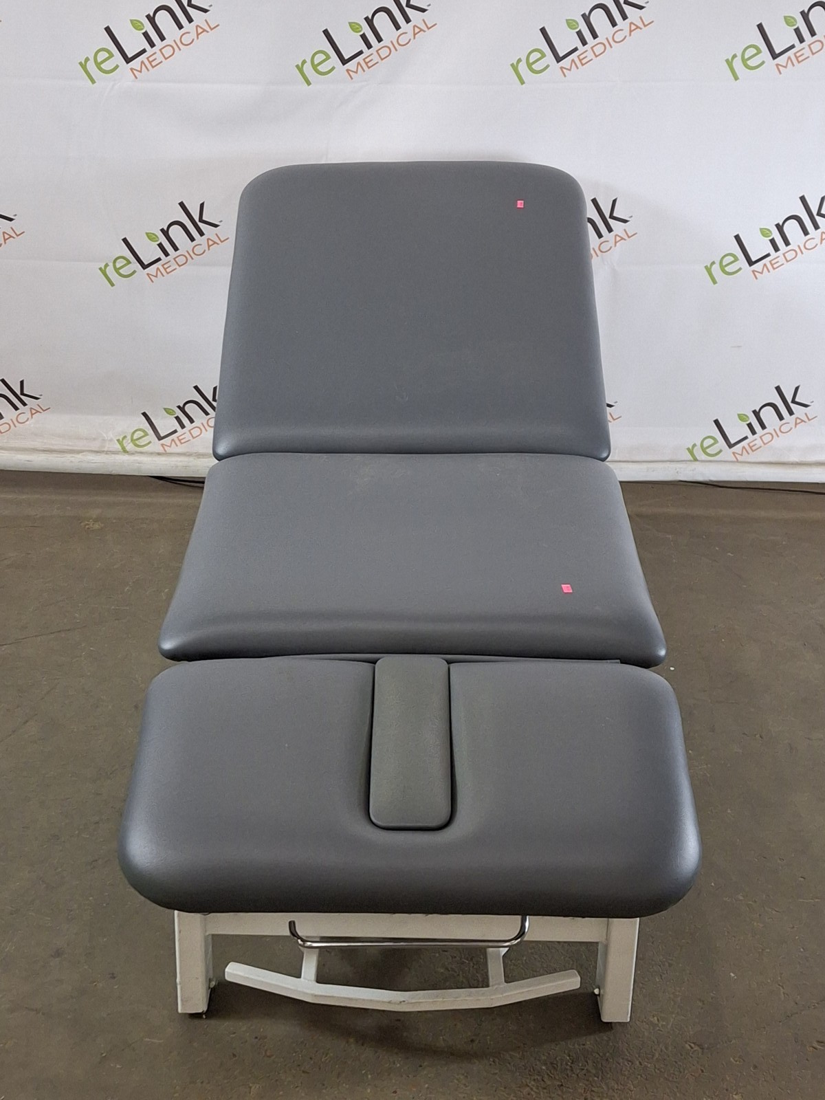 Metron Medical Elite 3 Section Treatment Table
