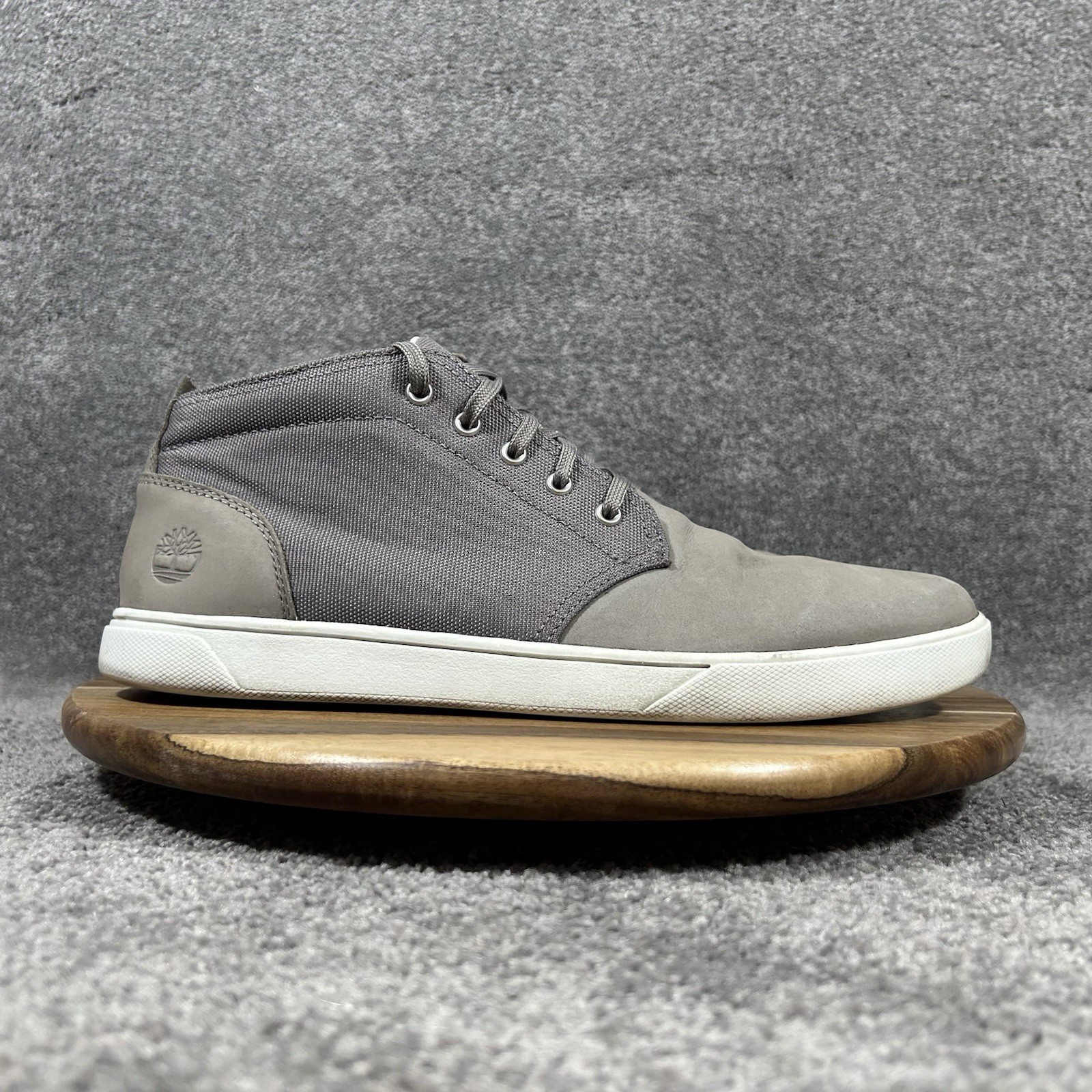 Timberland Davis Square Mens Size 9.5 Gray Nubuck Casual Chukka Shoes Used