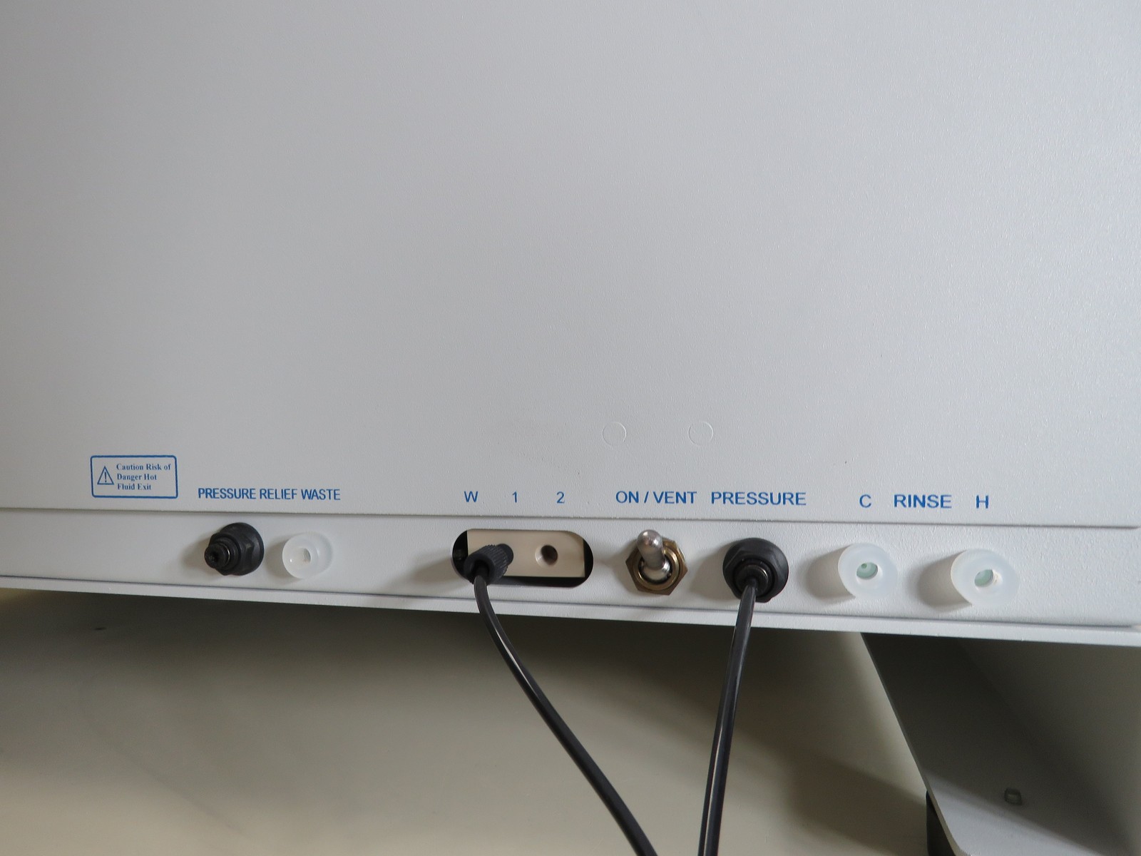 EST Analytical CENTURION W (Water-only) purge and trap autosampler
