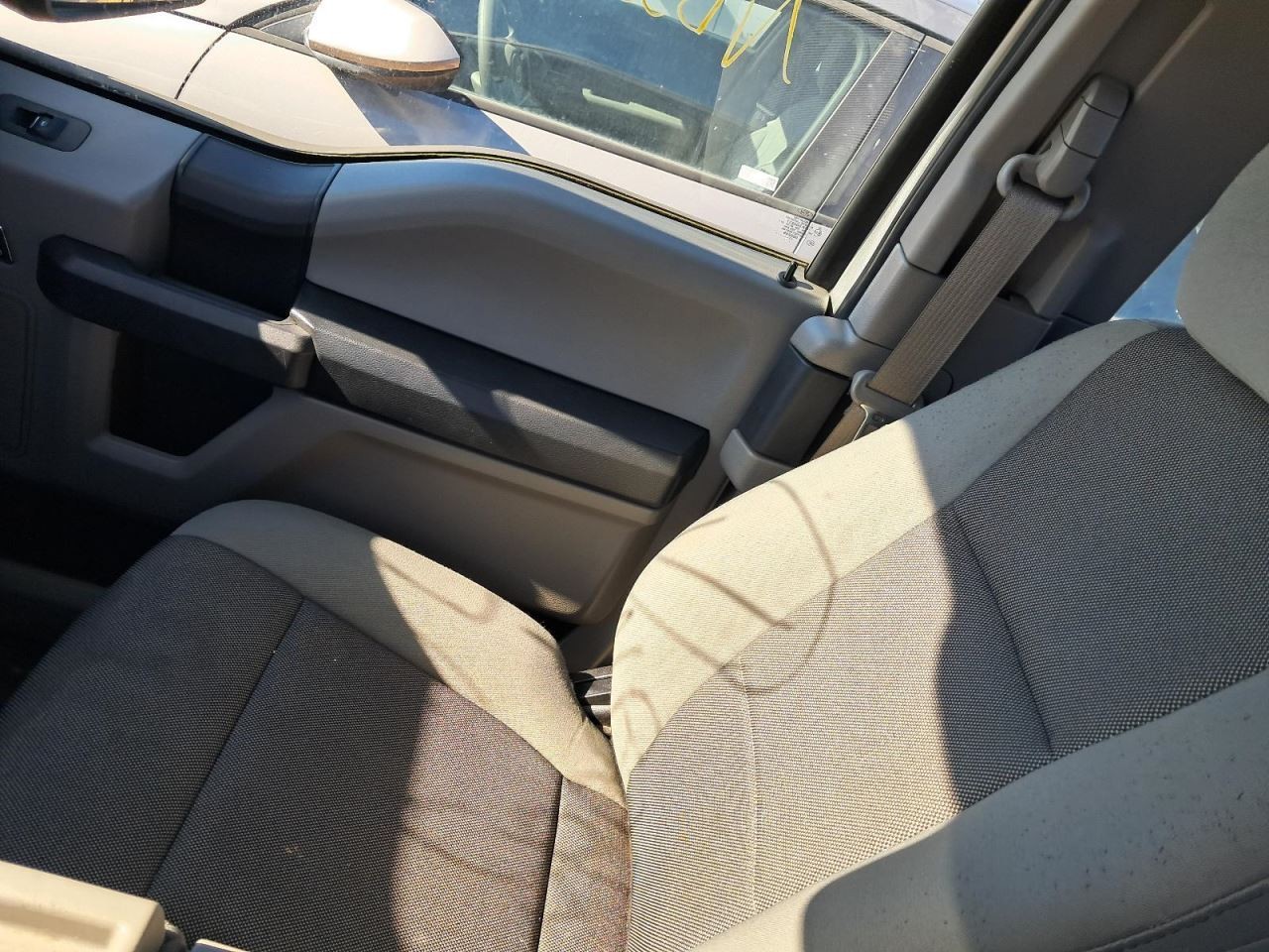 CC VOLKS 2013 Glove Box 4849402