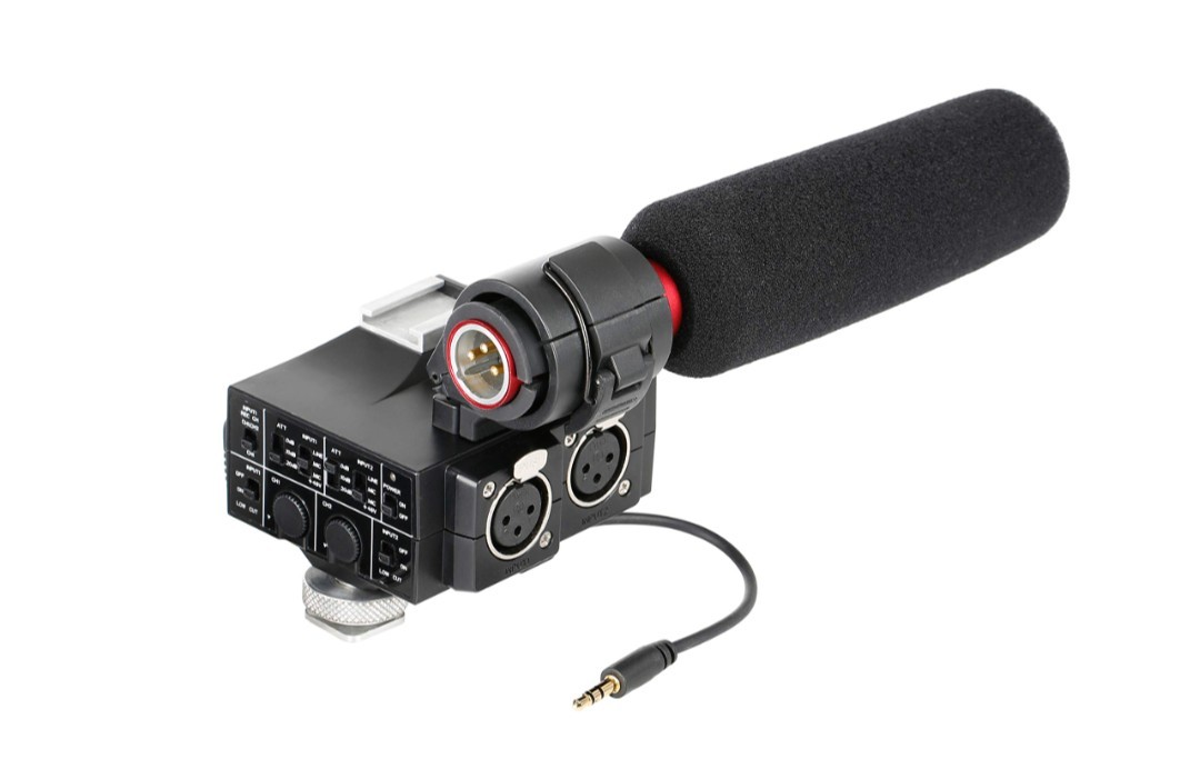 Saramonic MixMic Shotgun with 2 Channel XLR audio Adapter