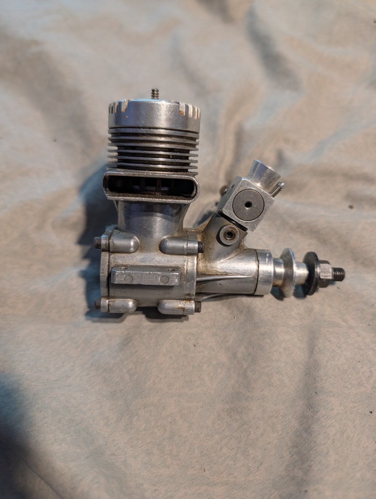K&B 40 Engine, No muffler, Turns over smooth, with spark plug