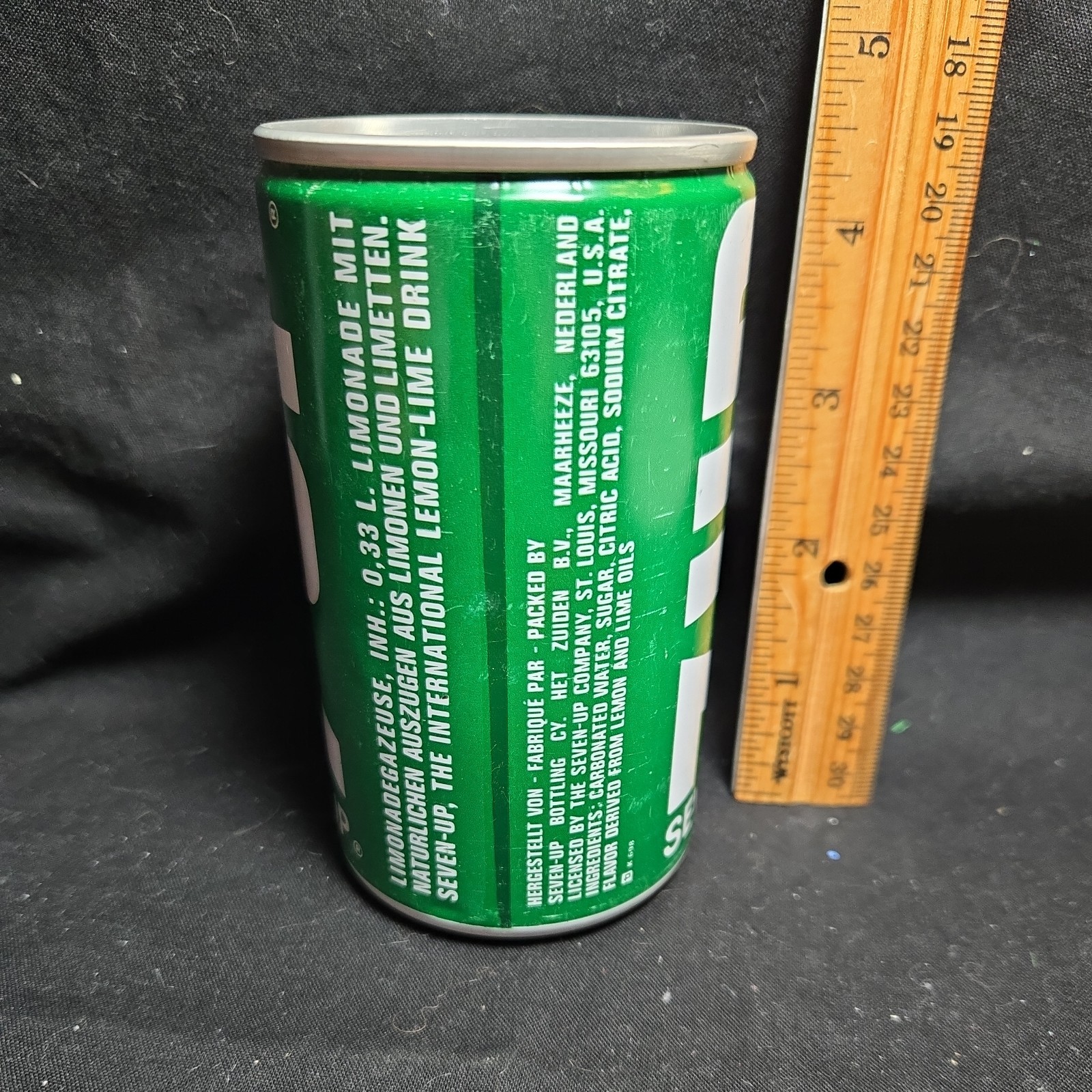 VTG 1970s 7-Up Pop Can Pull Tab open Empty - TA1