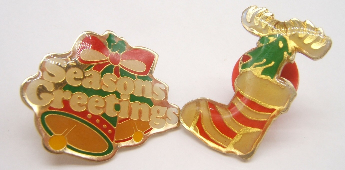2 VTG LAPEL PINS CHRISTMAS SEASONS GREETINGS & MOOSE IN STOCKING