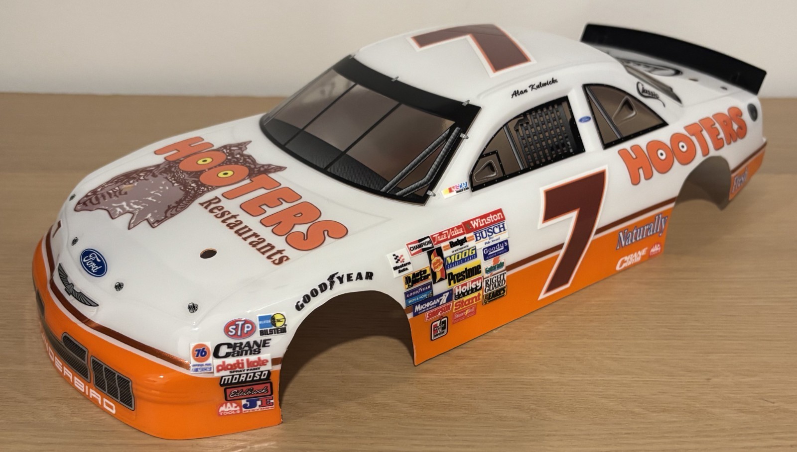 Proline 1/12 Custom Alan Kulwicki Hooters Pro-line Ford Thunderbird RC Body