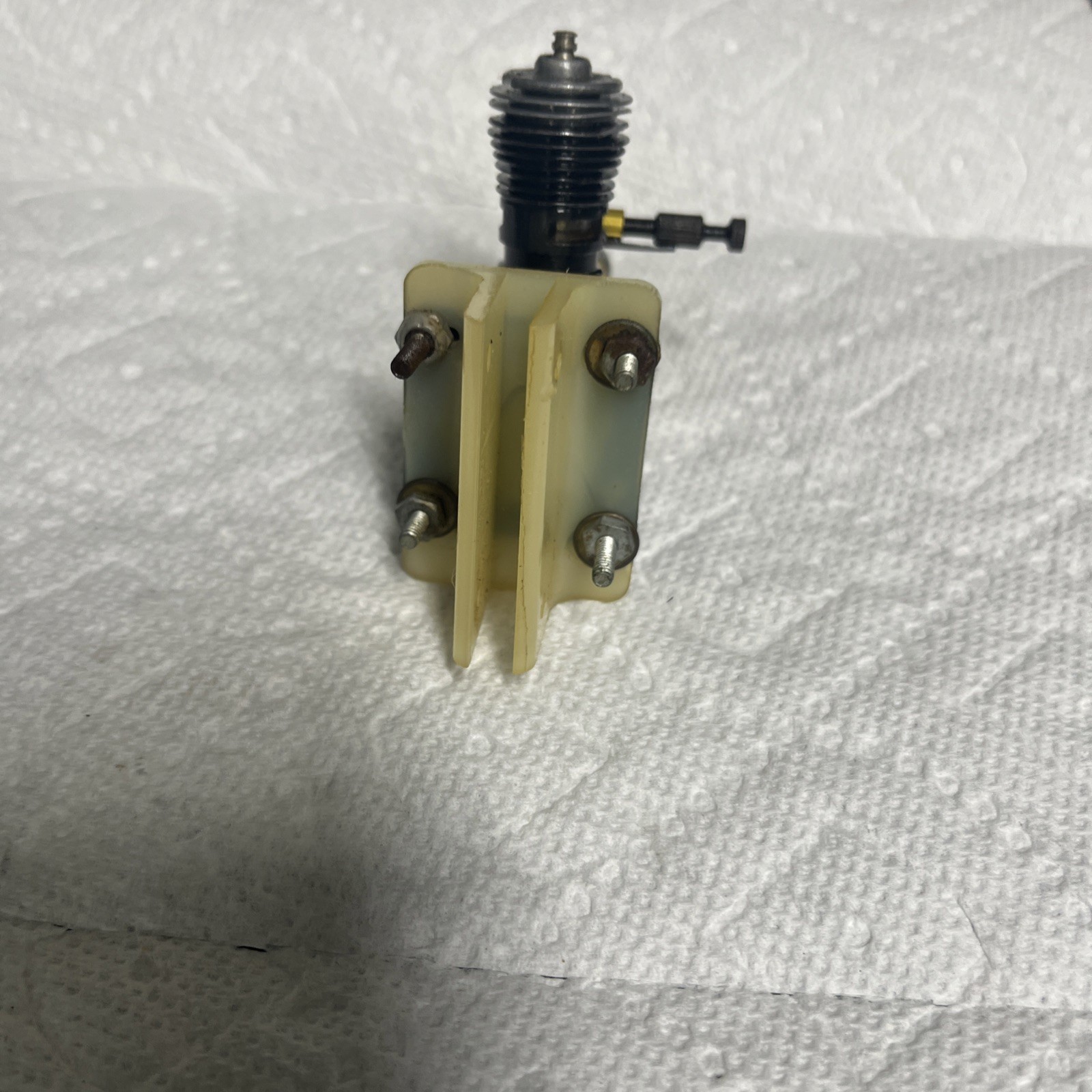 COX .051 Tee Dee model airplane engine