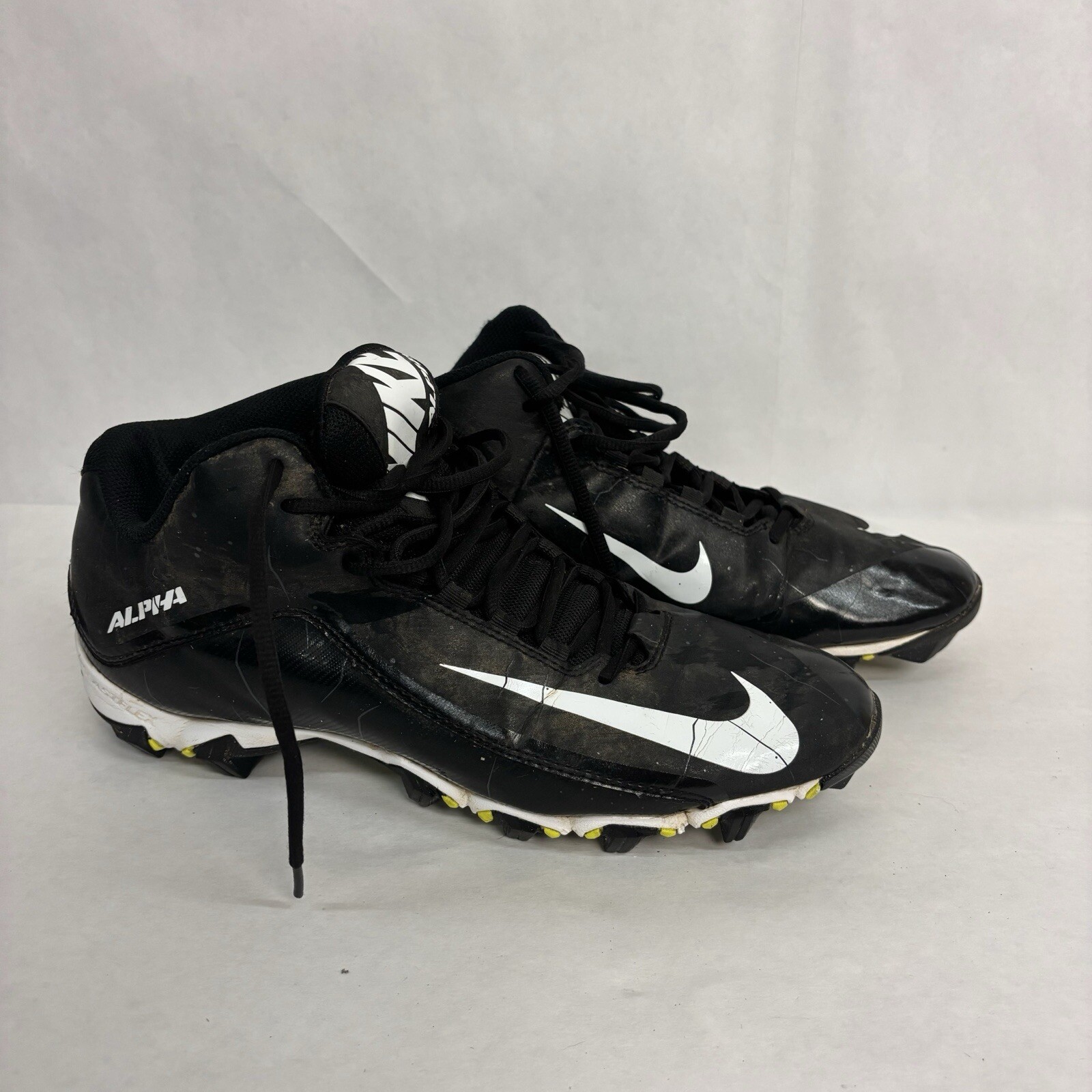 Nike Football Cleats Mens 11.5 Black White Alpha Menace 2 Shark Lace Up Low Top