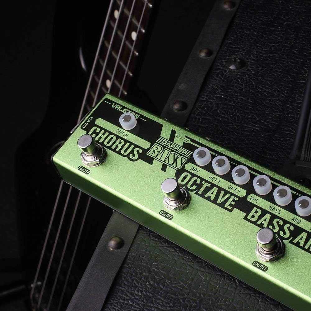 Analog Bass Compressor, Envelope Filter, Octave & Chorus