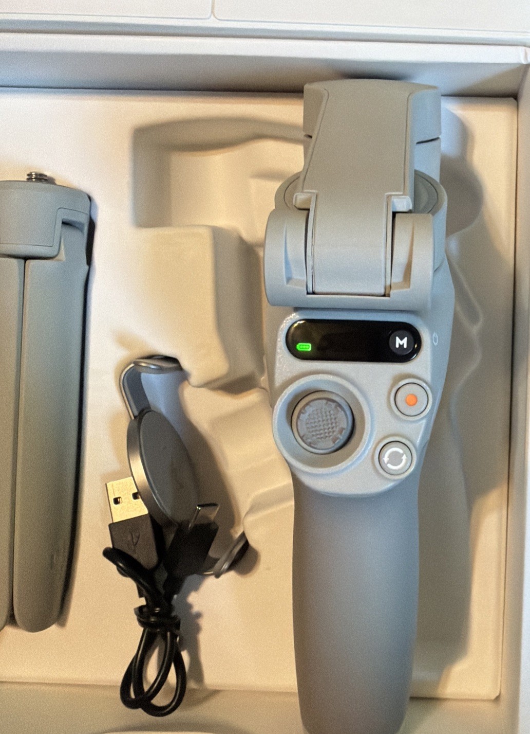 DJI Osmo Mobile SE Smartphone Gimbal Stabilizer Light Gray Open Box