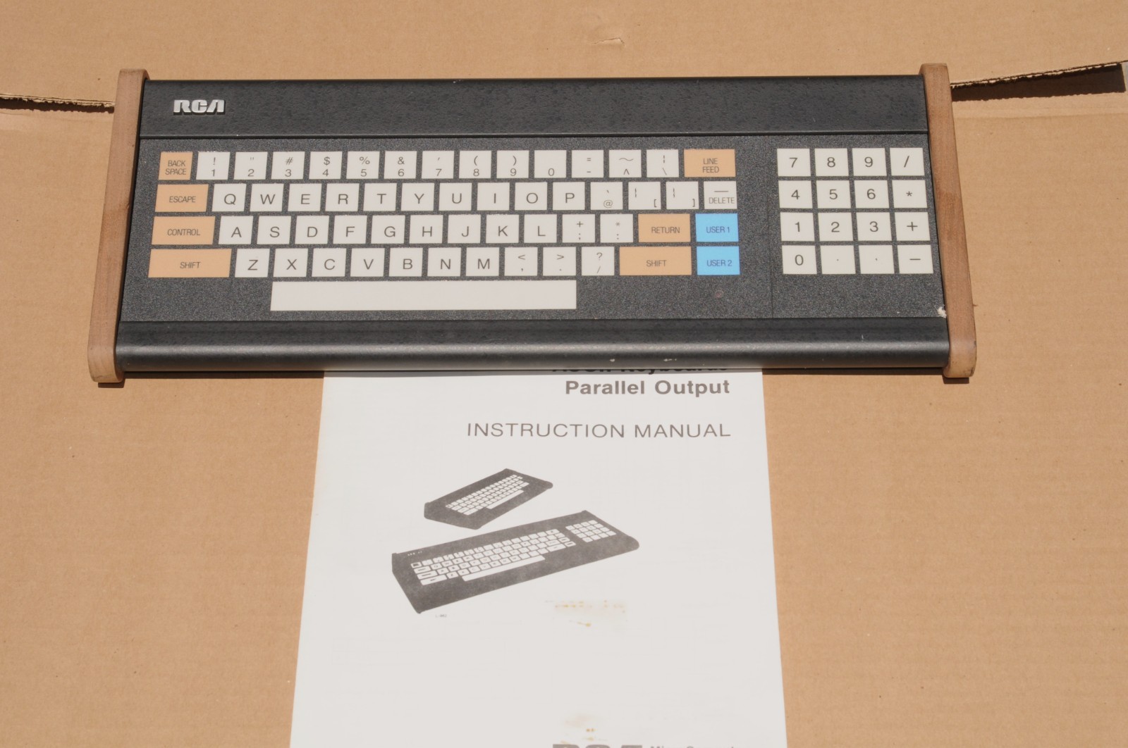 RCA PARALLEL ASCII OUTPUT KEYBOARD, Model VP-611, used, tested, Working