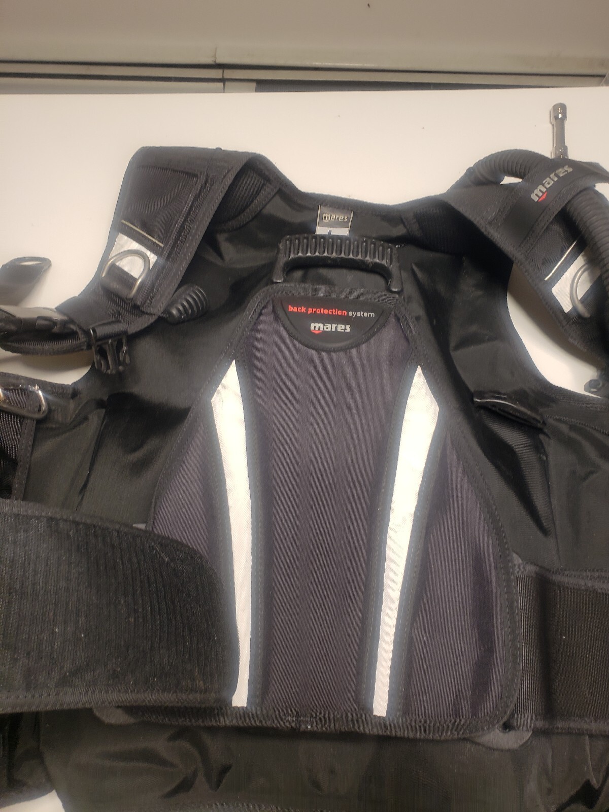 Scuba Diving Mares BC w/MRS Integrated Weight System And Back Support - Large