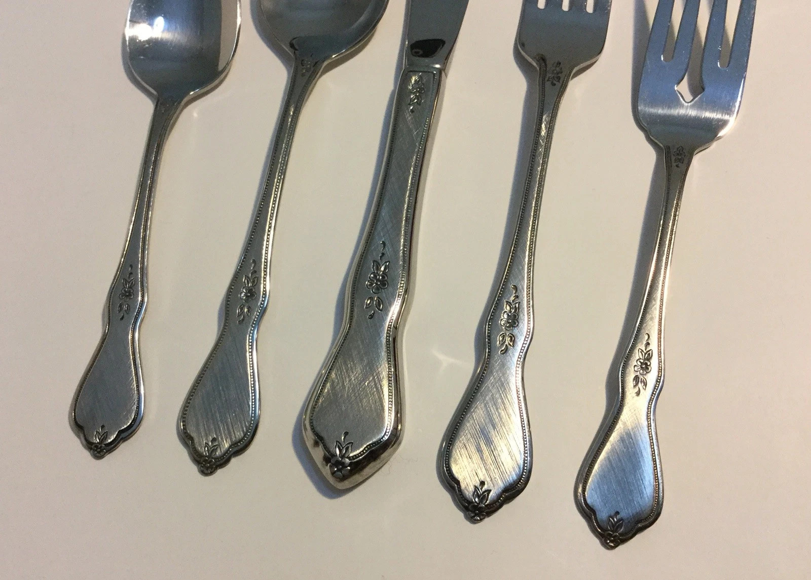 * ONEIDA - MORNING BLOSSOM - PROFILE - YOUR CHOICE - STAINLESS FLATWARE * EUC