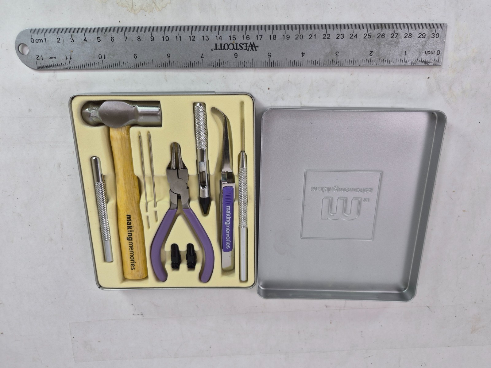 Making Memories Paper Crafts Scrapbook Tool Kit Eyelet Snap Setting 10 piece Set