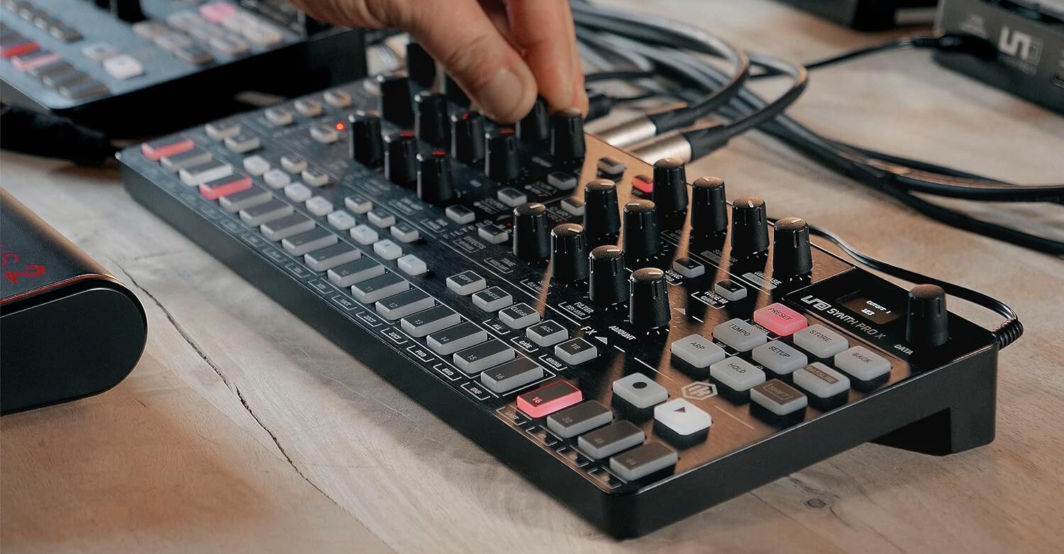 IK Multimedia Uno Synth Pro X FREE SHIPPING