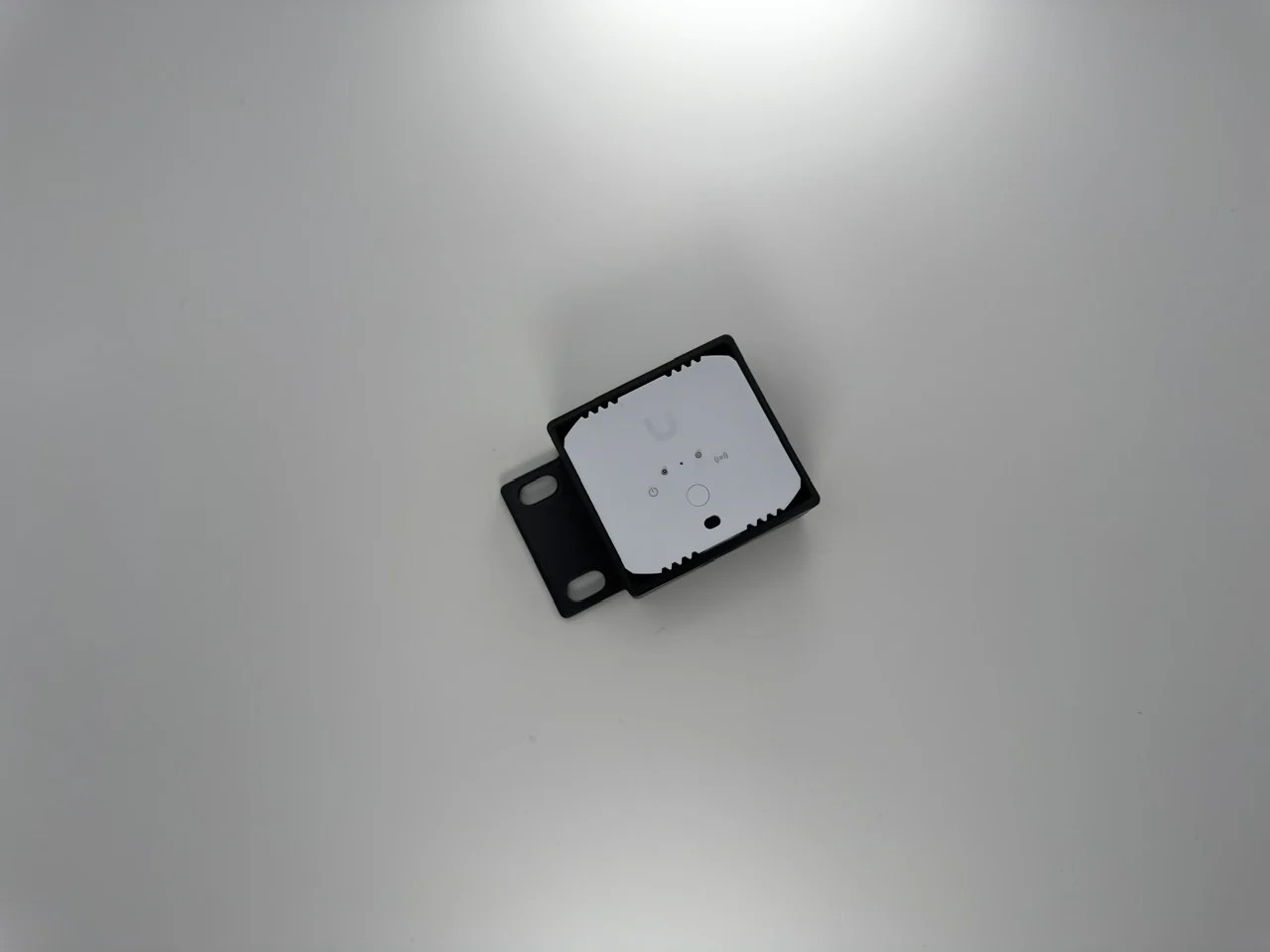 Ubiquiti Environmental Sensor 1U Rack Mount