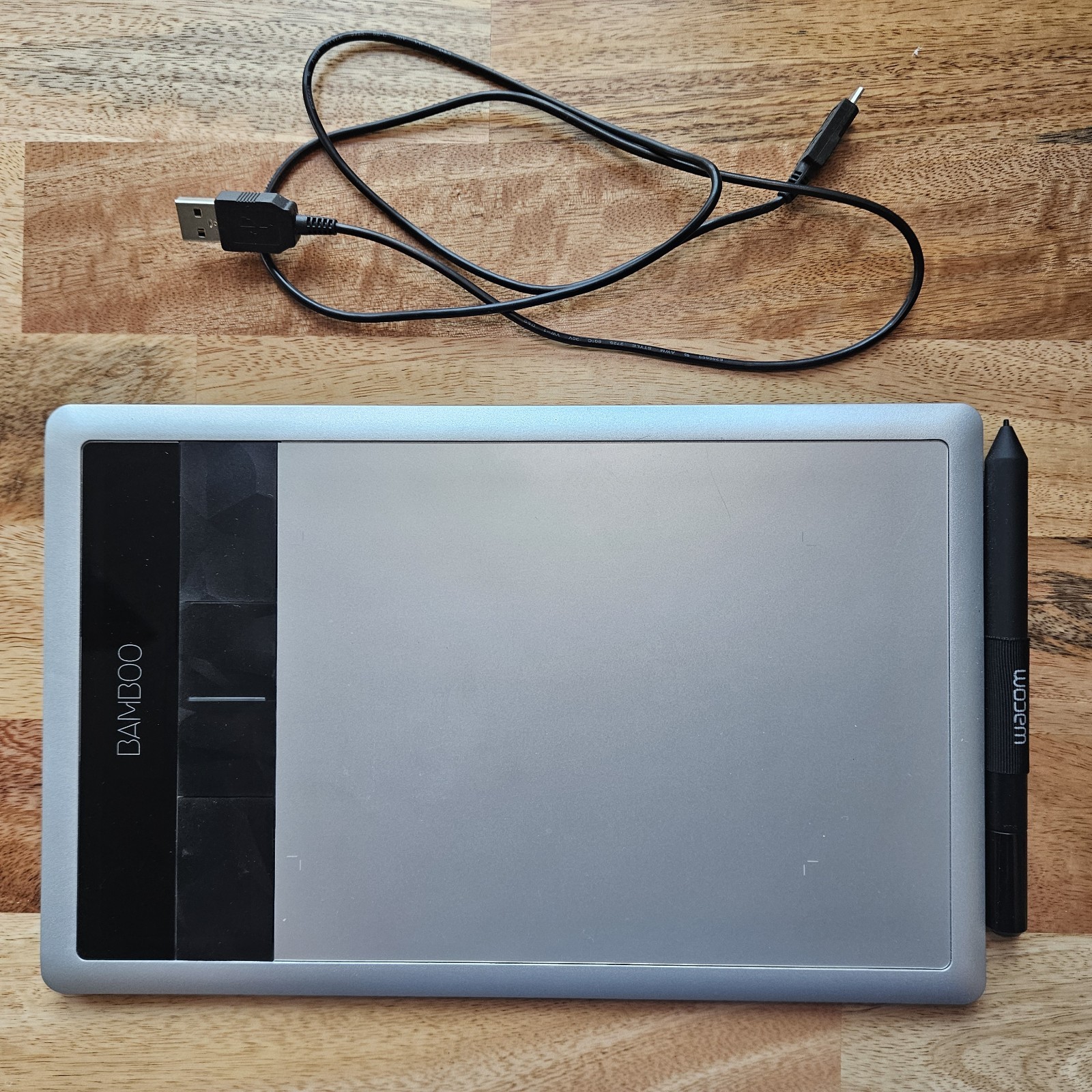 Wacom Bamboo Capture Pen and Touch Tablet CTH-470