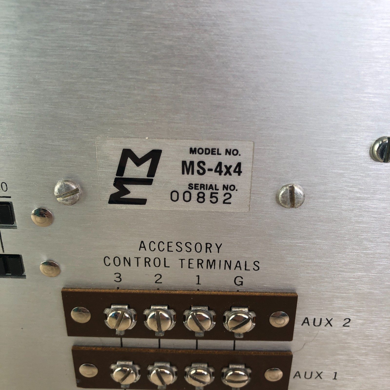 McGOHAN ~ MS-4X4 Audio Mixer ~ Powers On ~ Untested
