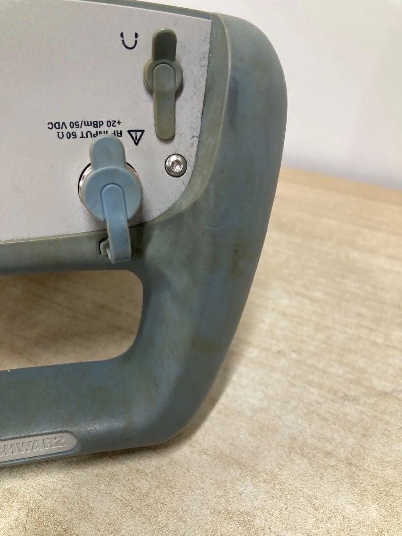 Rohde Schwarz FSH4 Handheld Spectrum Analyzer