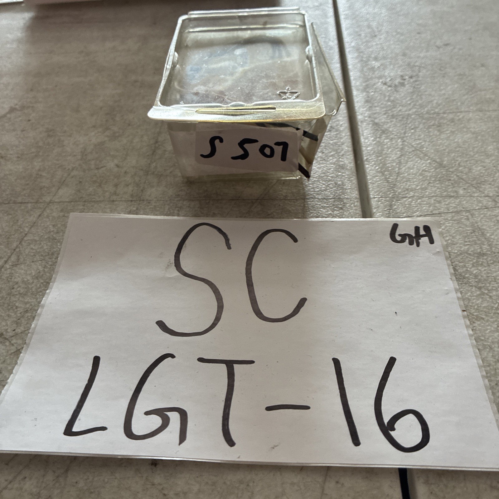 Unbranded Light Socket, S507