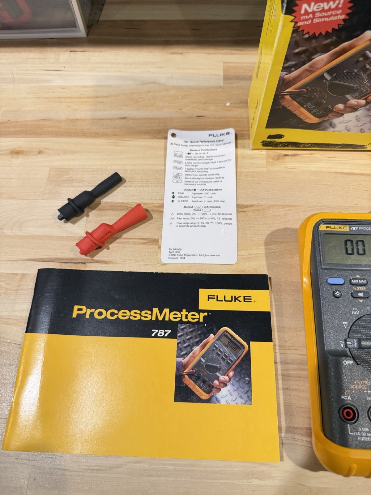 FLUKE 787 PROCESSMETER SHIPS FAST - FREE SHIPPING RARE