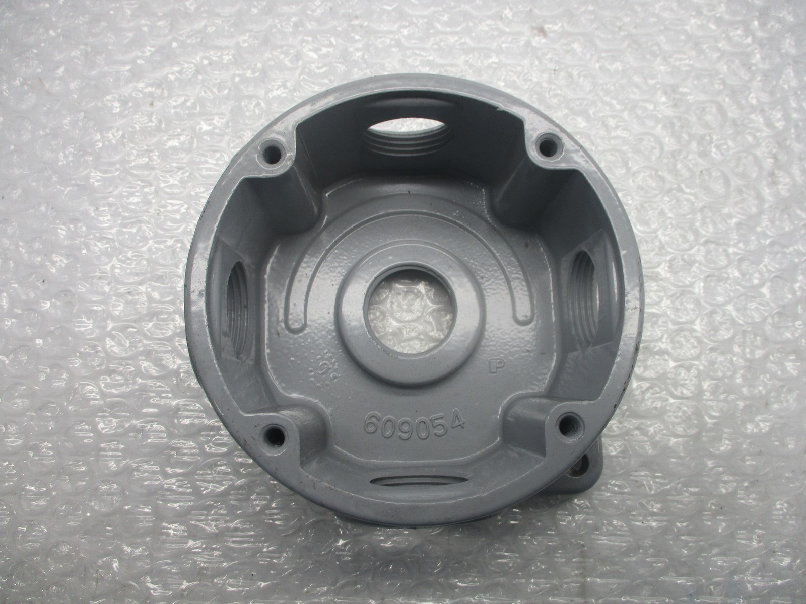 INDUSTRIAL SPARE 609054 OUTLET BOX (AS PICTURED) NSNP
