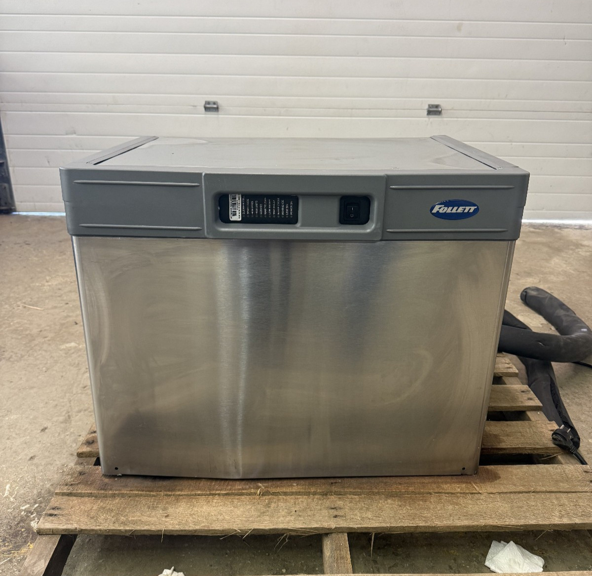 Follett Ice Horizon Machine HCC1010WHS, Water-Cooled, Chewblet Ice