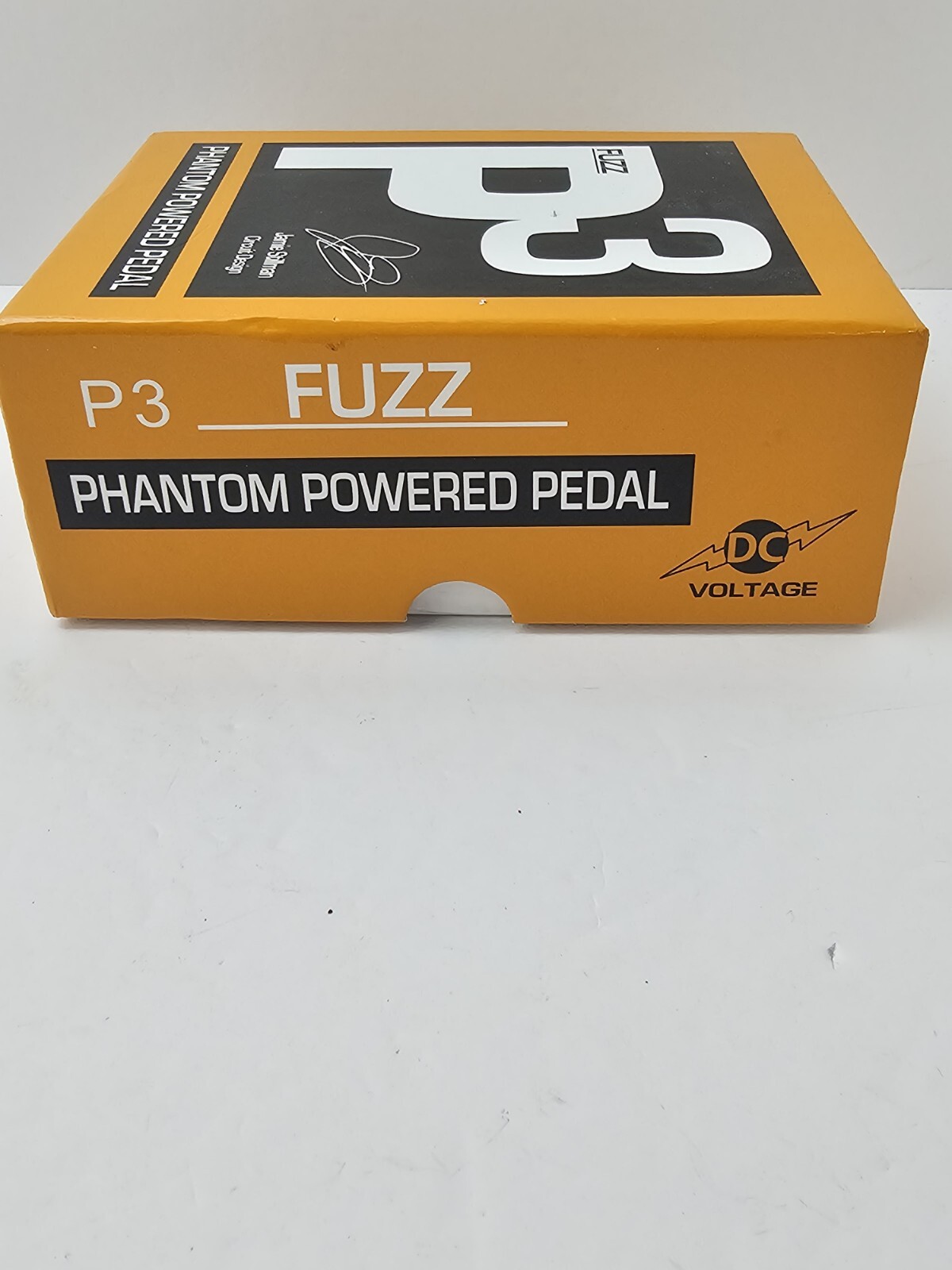 DC Voltage P3 Fuzz Jamie Stillman Phantom Powered Rare Guitar Effect Pedal