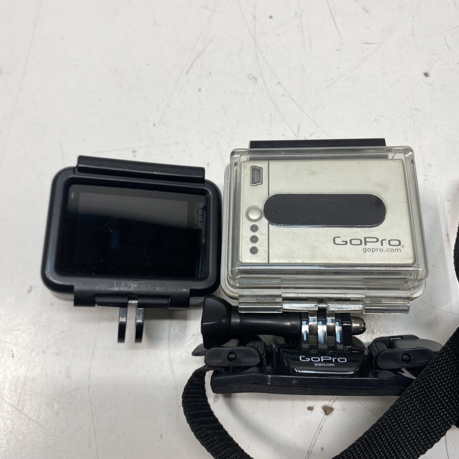 GoPro Hero+ & HD Hero2 Action Camera Bundle Lot With Cases & Mounts Tested