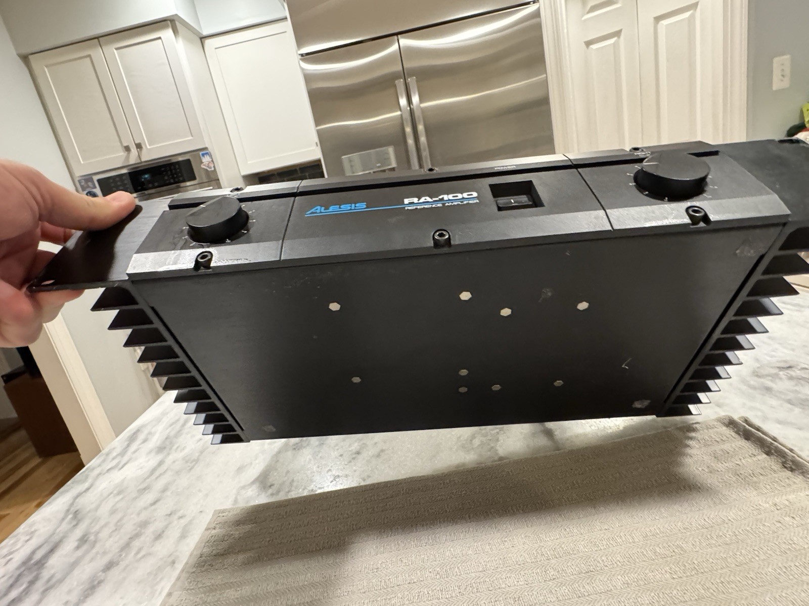 Alesis RA-100 Reference Amplifier 75 WPC @ 4 Ohms Stereo - Tested Working Video