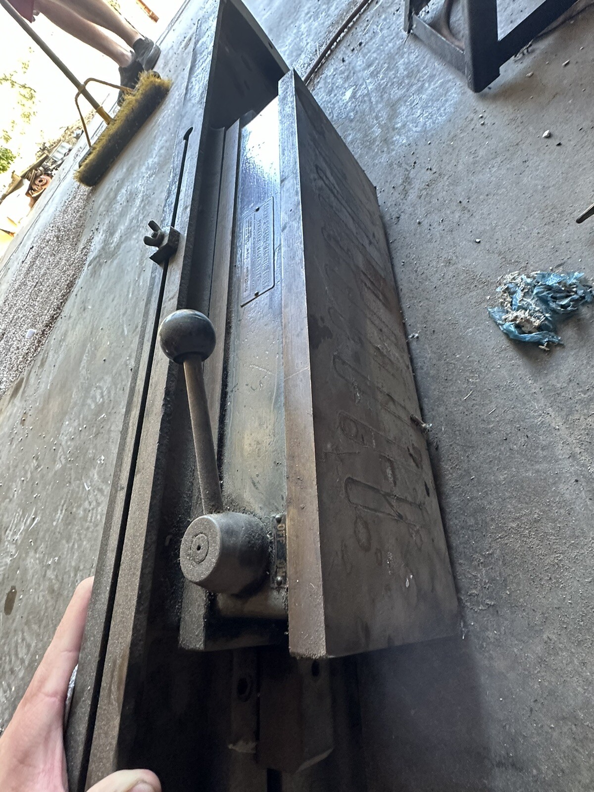 Brown & Sharpe Magnetic Chuck