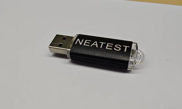 NEATEST 64GB USB 2.0 Flash Drive Metal Rectangle Style USB  Memory Stick
