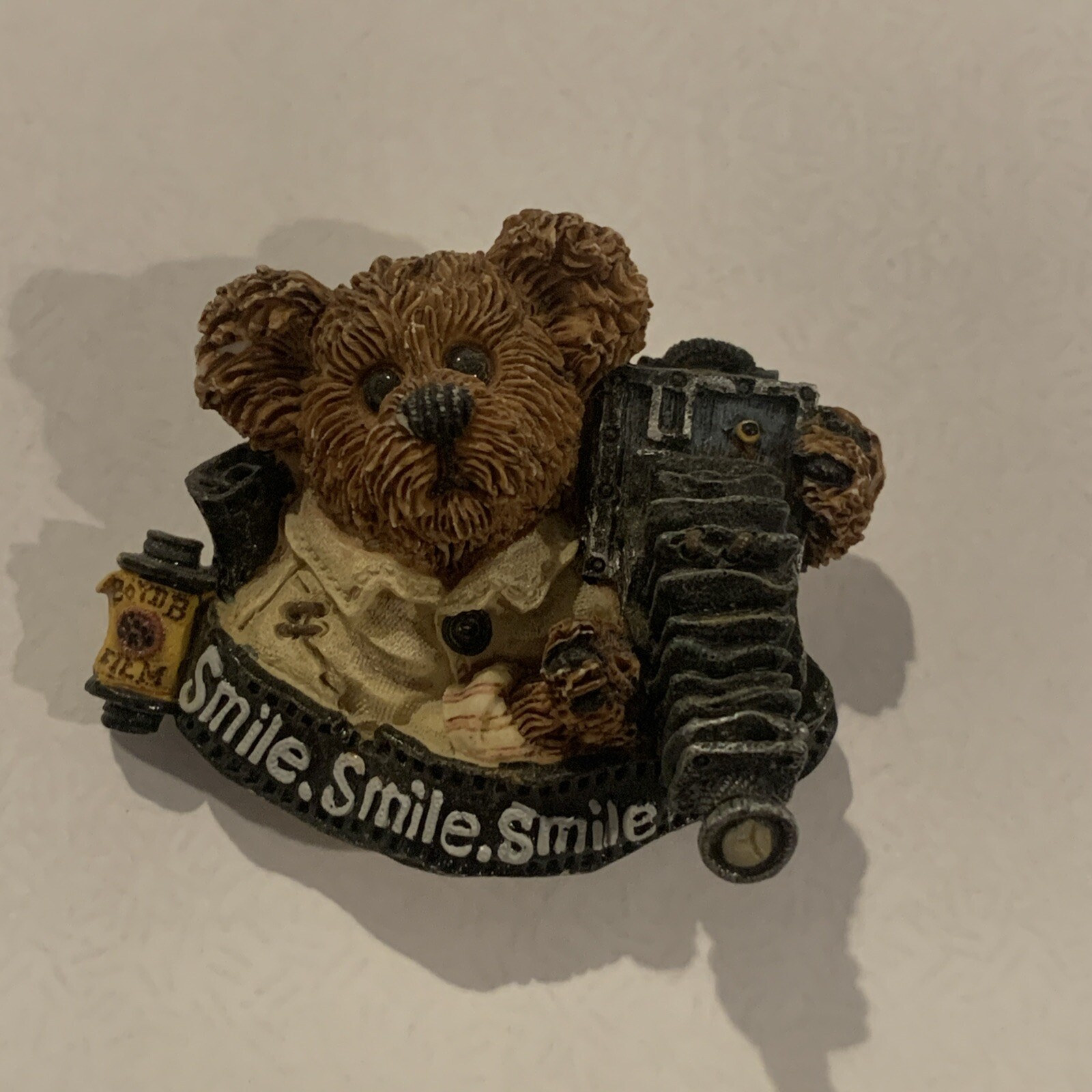 Boyds Bears Photography Pin Hat Lapel Photographer Camera