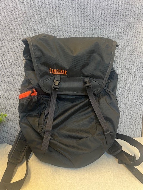 CamelBak Arete 18 Hydration Hiking Backpack Black Orange Packable Daypack