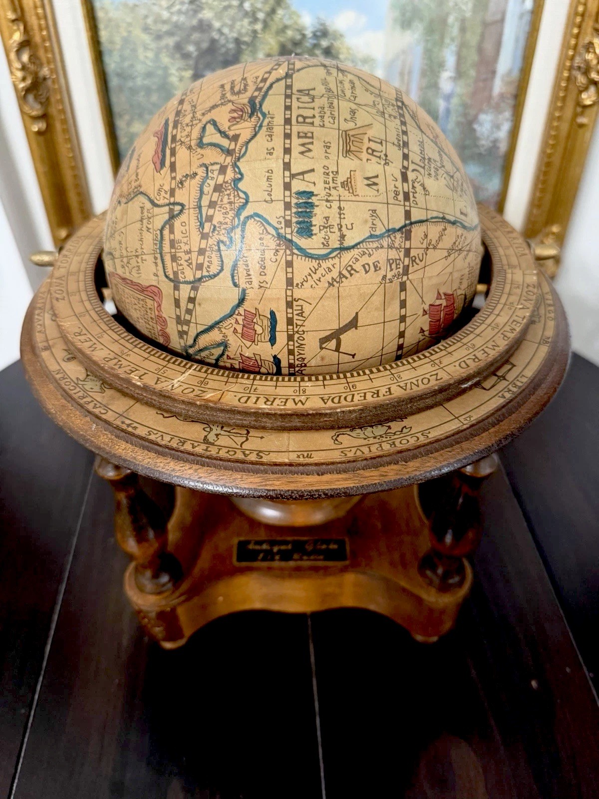 Vintage Antique Globe 8TR Radio (2 minor callouts  in pictures)