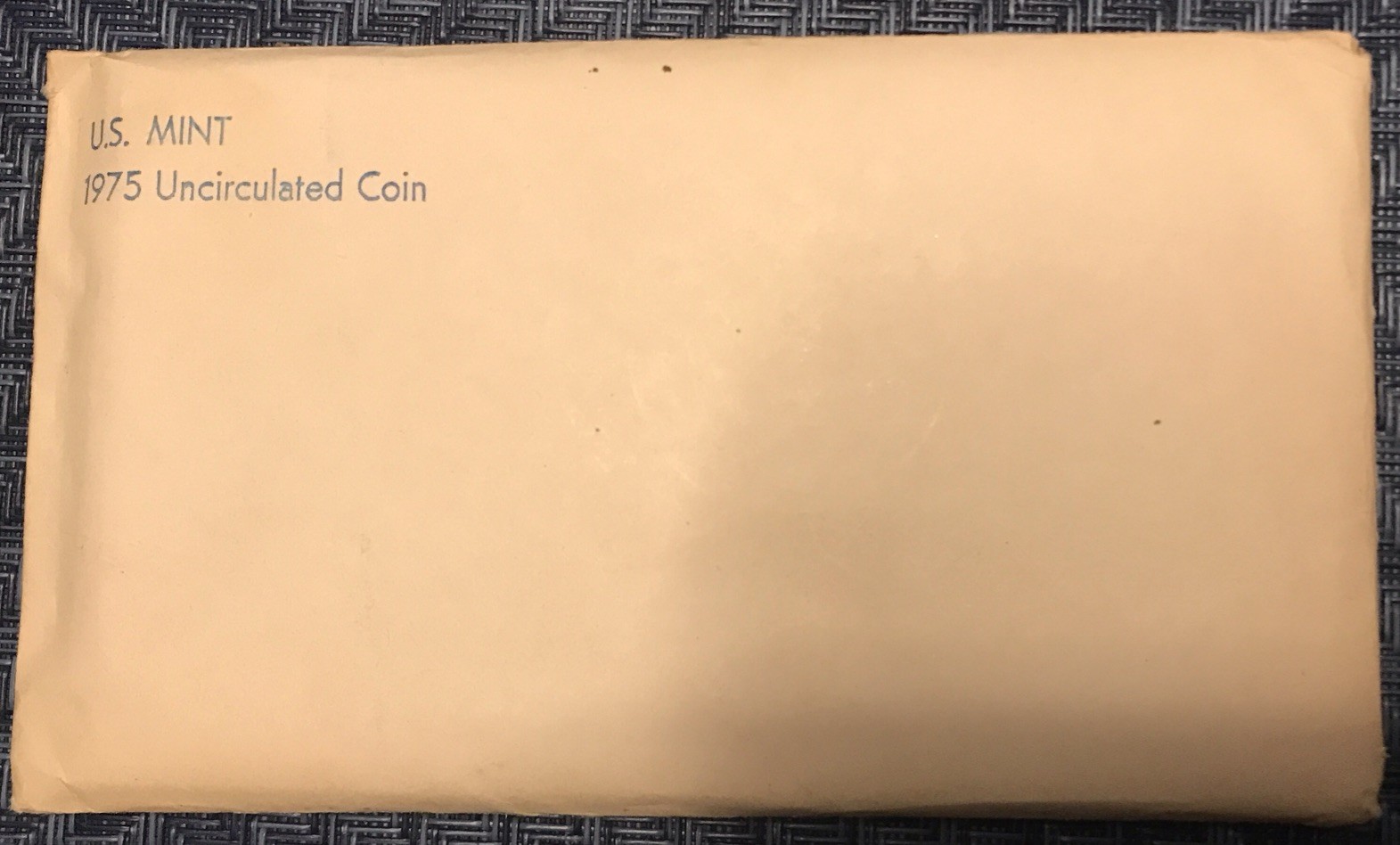 1975 US Mint Uncirculated Coin Set With OGP & Bicentennial Dollar-Half-Quarter