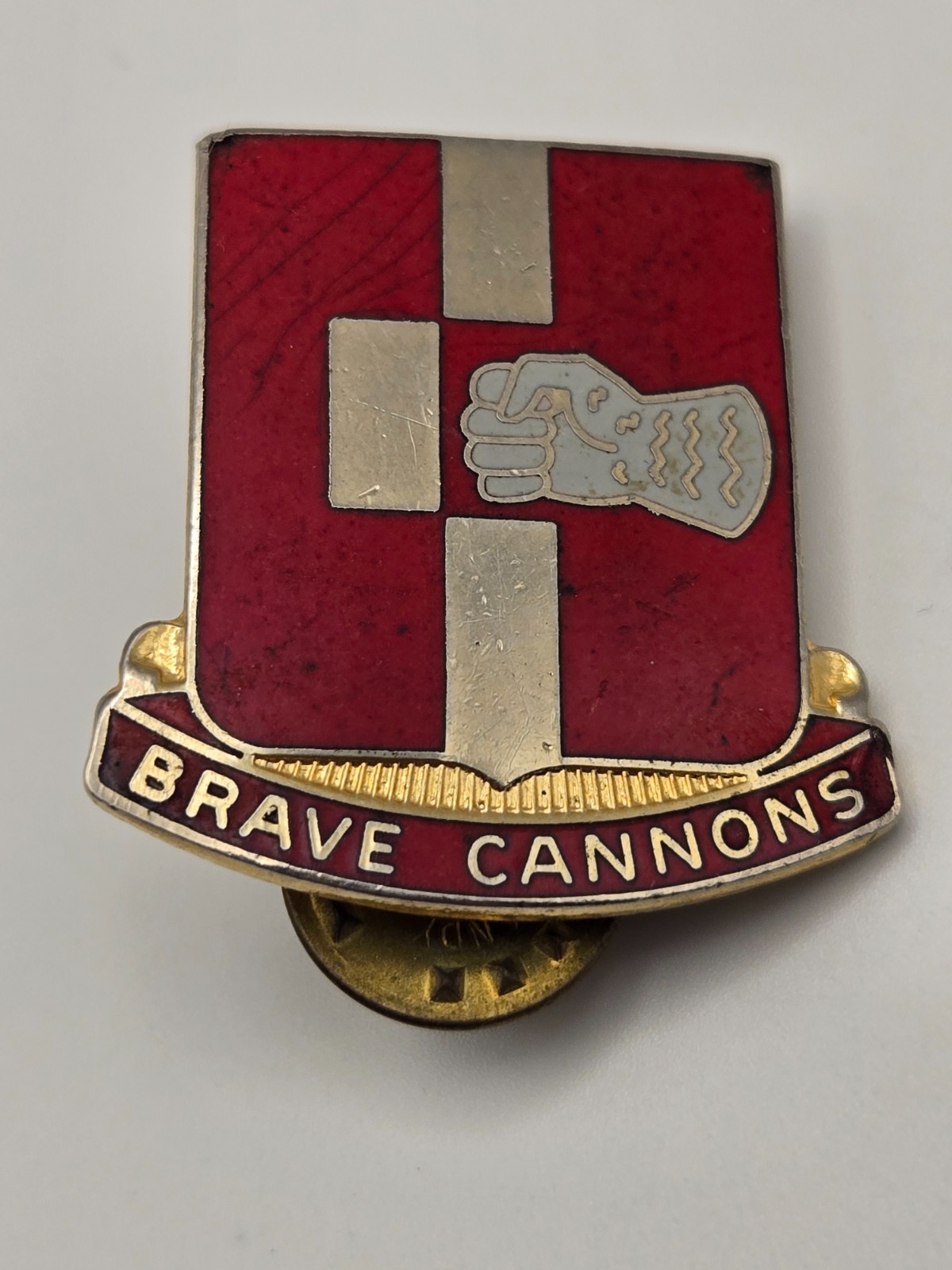 Vintage Army DUI Pin - "Brave Cannons" 92nd Field Artillery Regiment