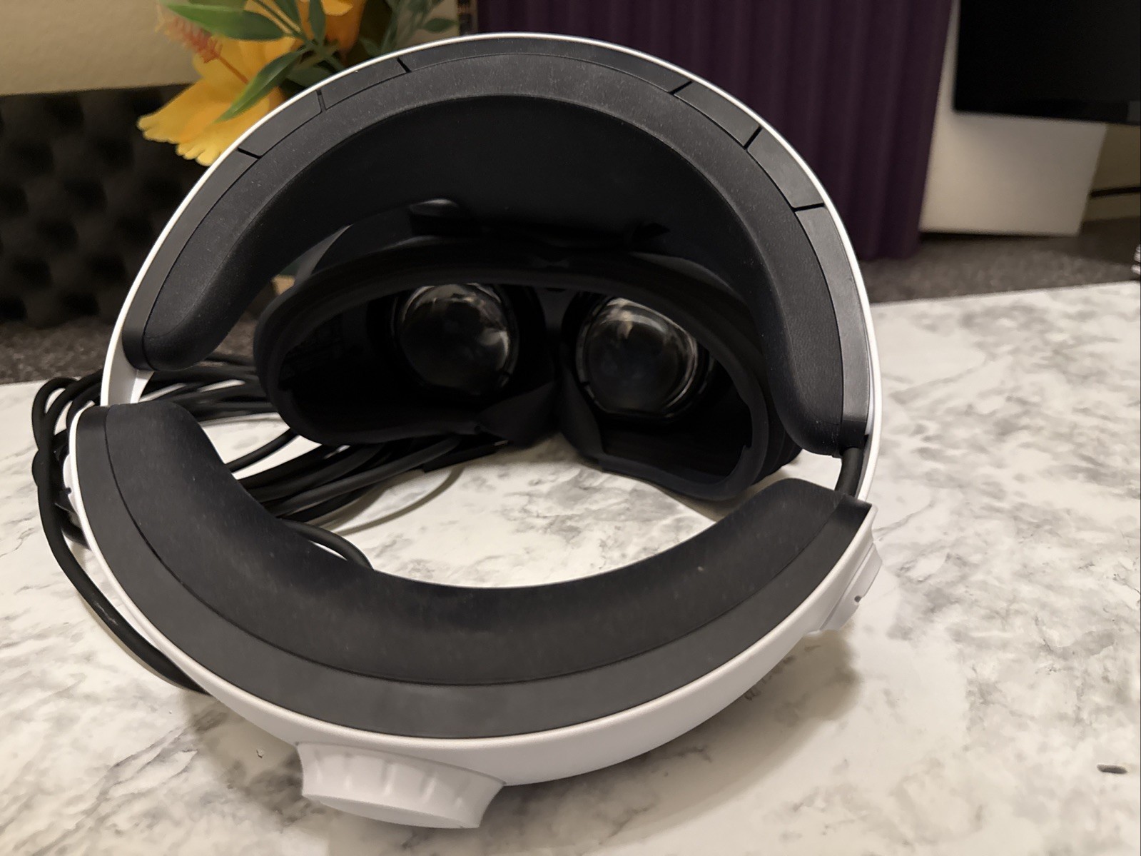 Sony PlayStation VR2 PS5 Headset ONLY CFI-ZVR1 Clean & Excellent NO Controllers