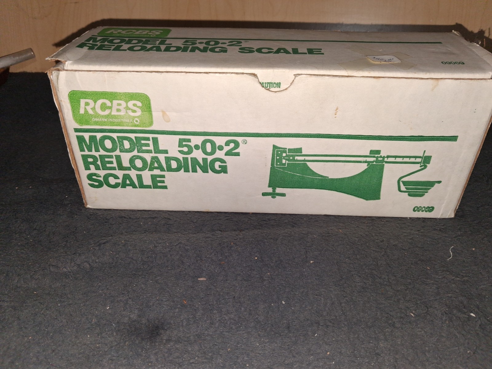 RCBS 5-0-2 Powder Scale Analog Display 500 Grain Capacity Metal Green