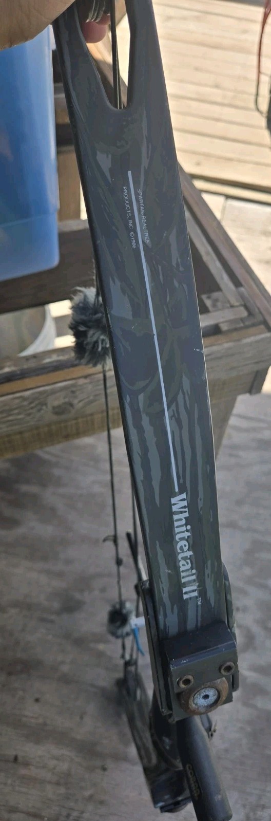 Vintage Bear Whitetail II Compound Bow