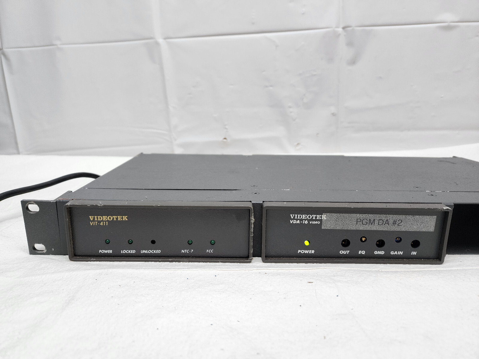 Videotek VDA-16 Video Distribution Amplifier W/ 1x VIT-411