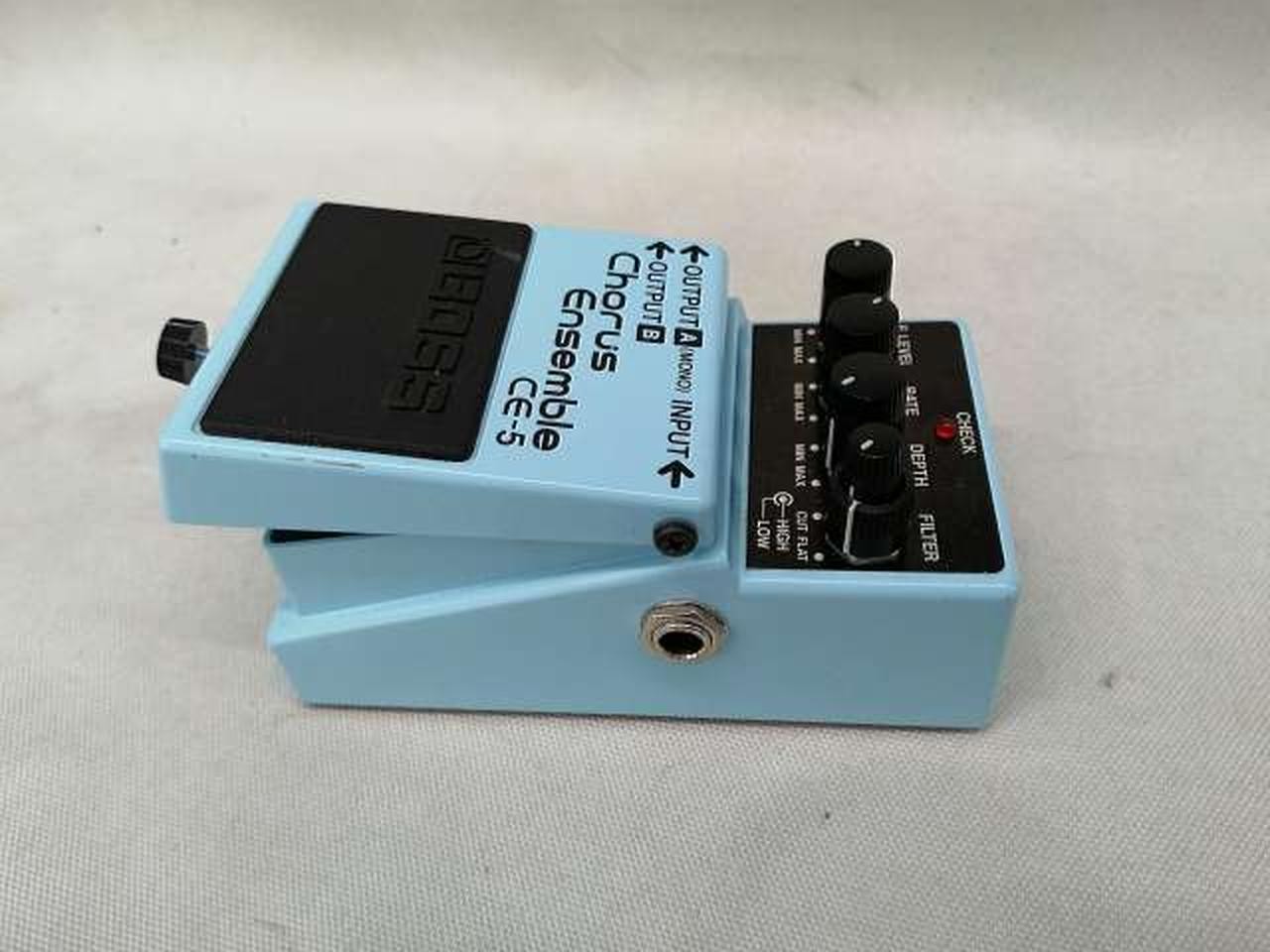 BOSS CE-5 Chorus Ensemble Effecter pedal From Japan