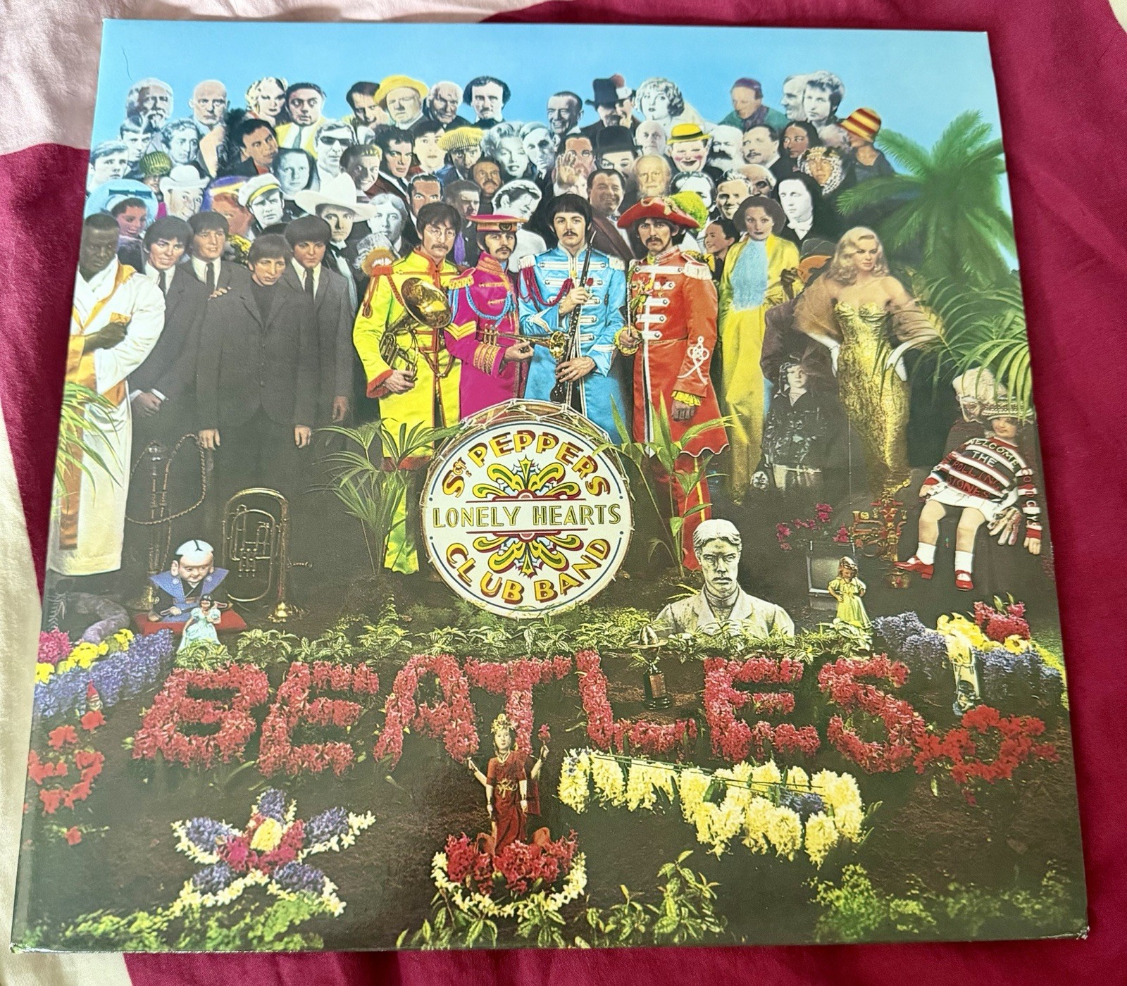 Beatles - Sgt Peppers Lonely Hearts Club Band PCS 7027 Stereo 1986 UK Parlophone