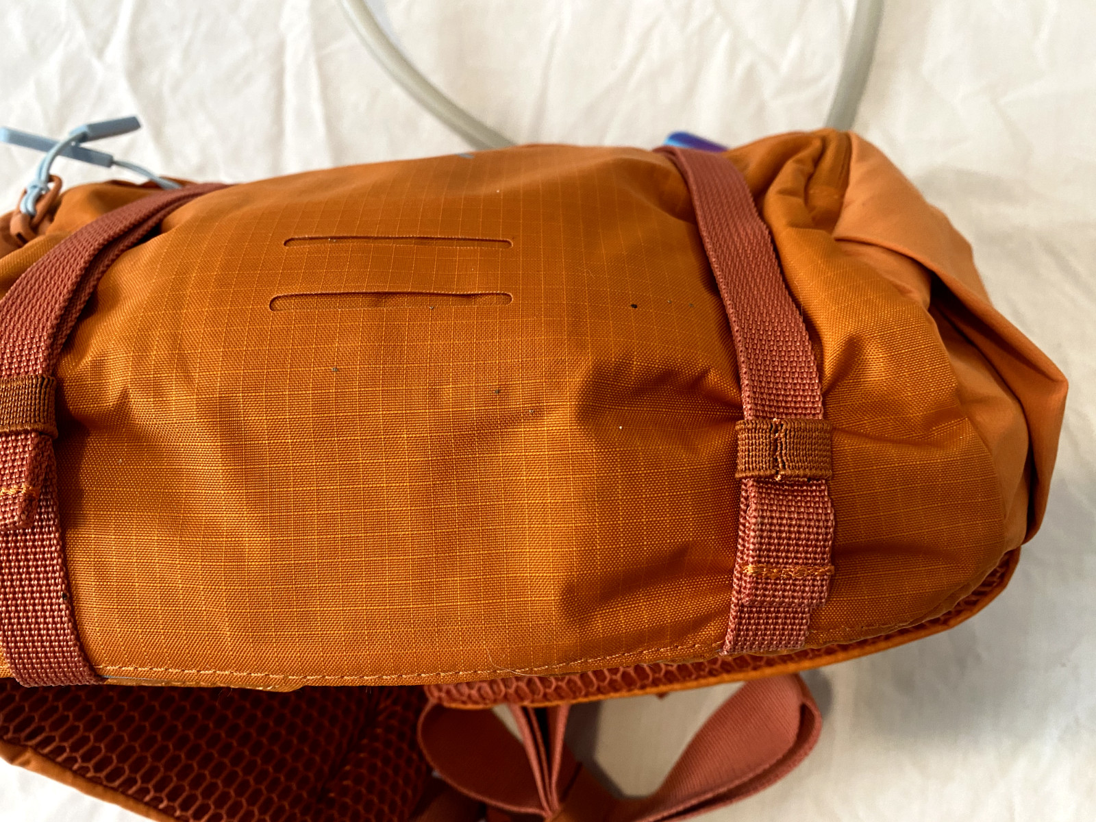 Hydro Flask 5 L Down Shift Hydration Hip Pack- Bronze