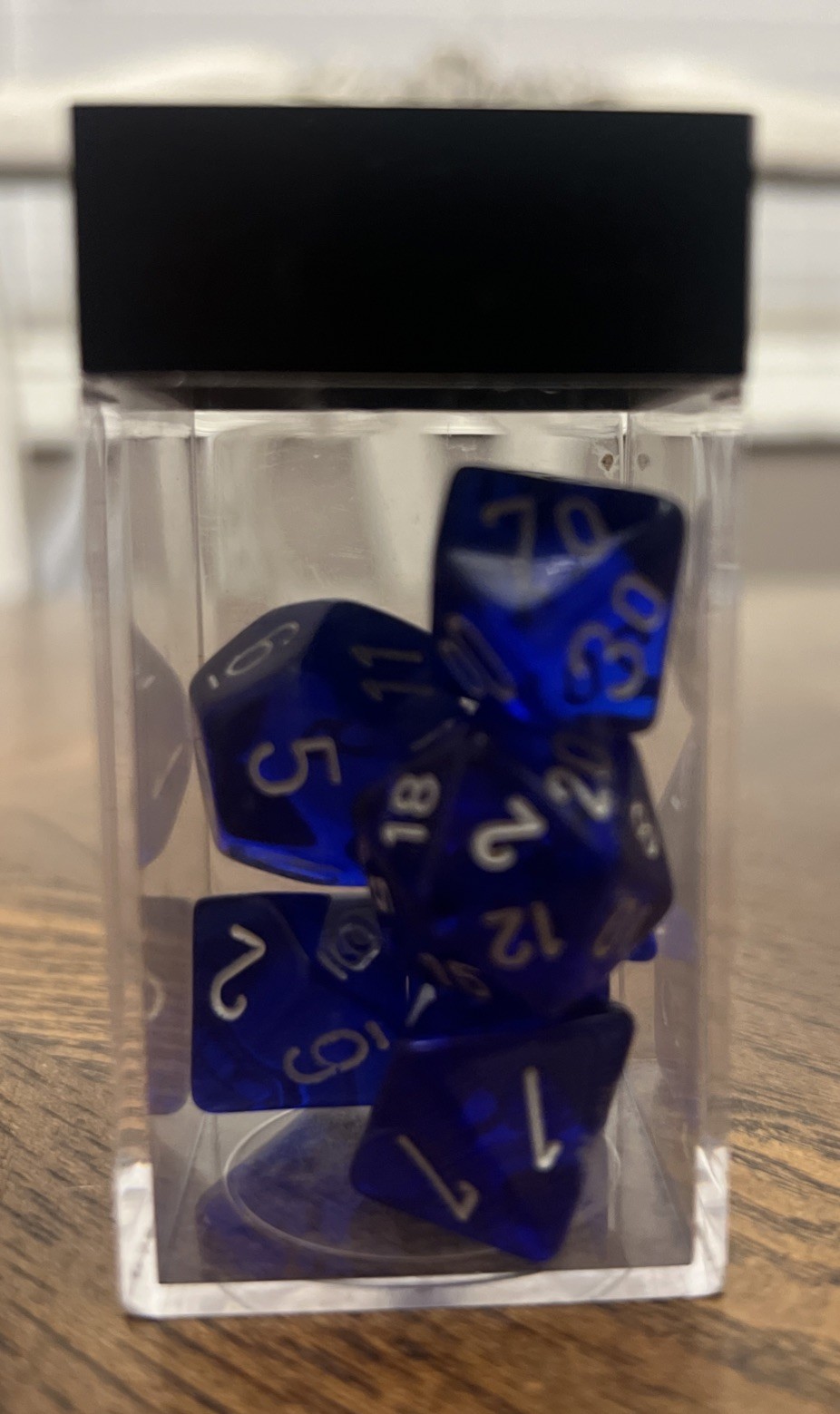 Chessex 7 Dice Set: Translucent Blue Polyhedral w/ Case - Dungeons & Dragons