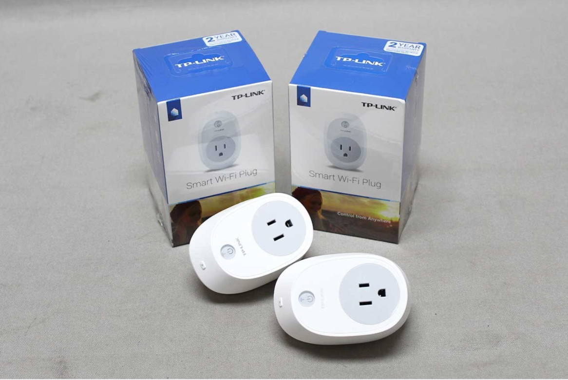 TP-Link Smart Wi-Fi Plug HS100 Alexa Kasa App No Hub Required 2.4 GHz