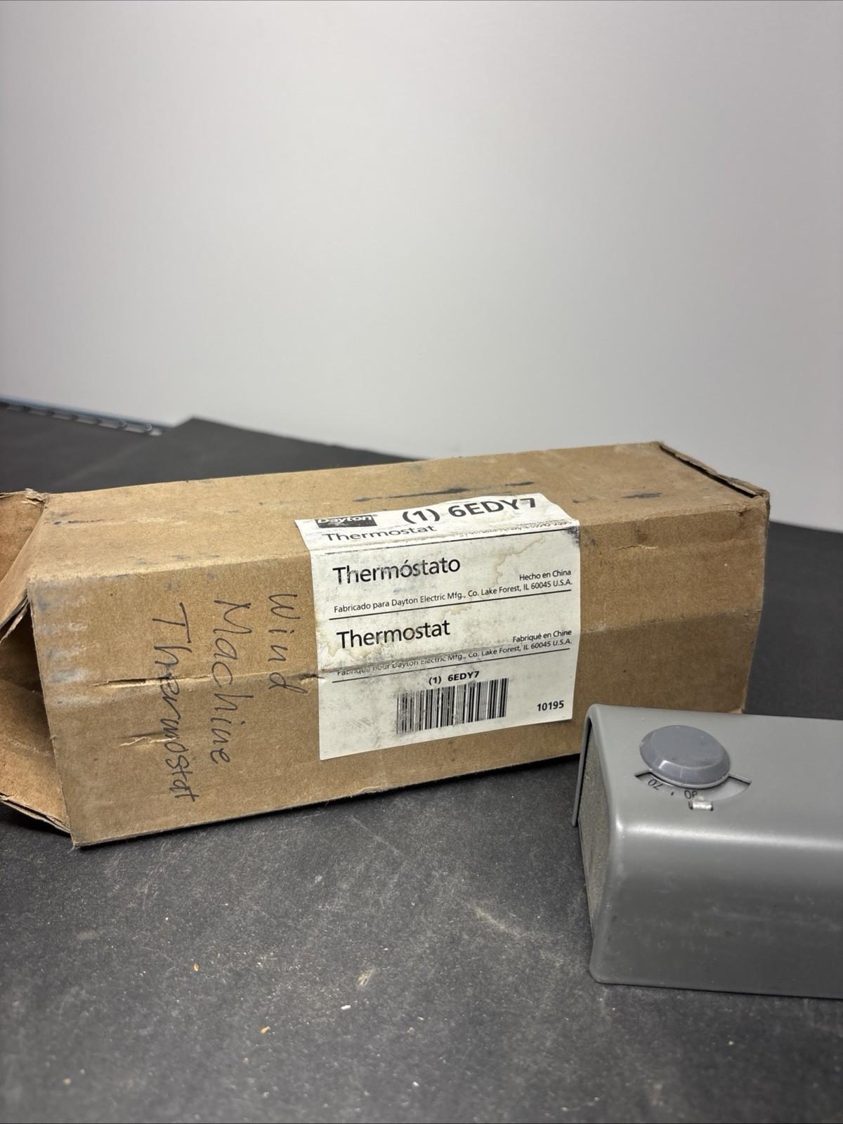 Dayton (1) 6EDY7 thermostat