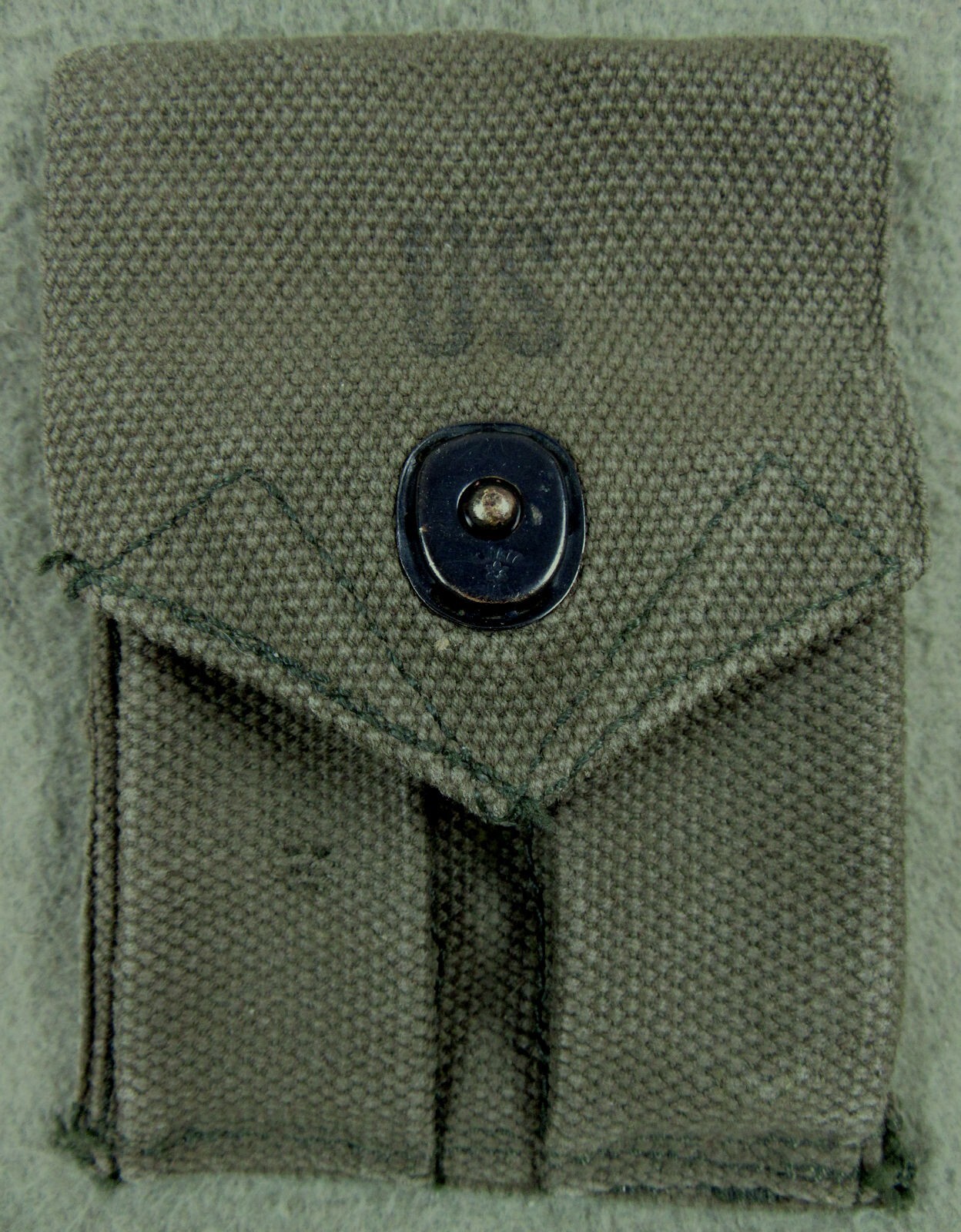 US Army Double Magazine Pocket w/ALICE Clips 1984 NOS