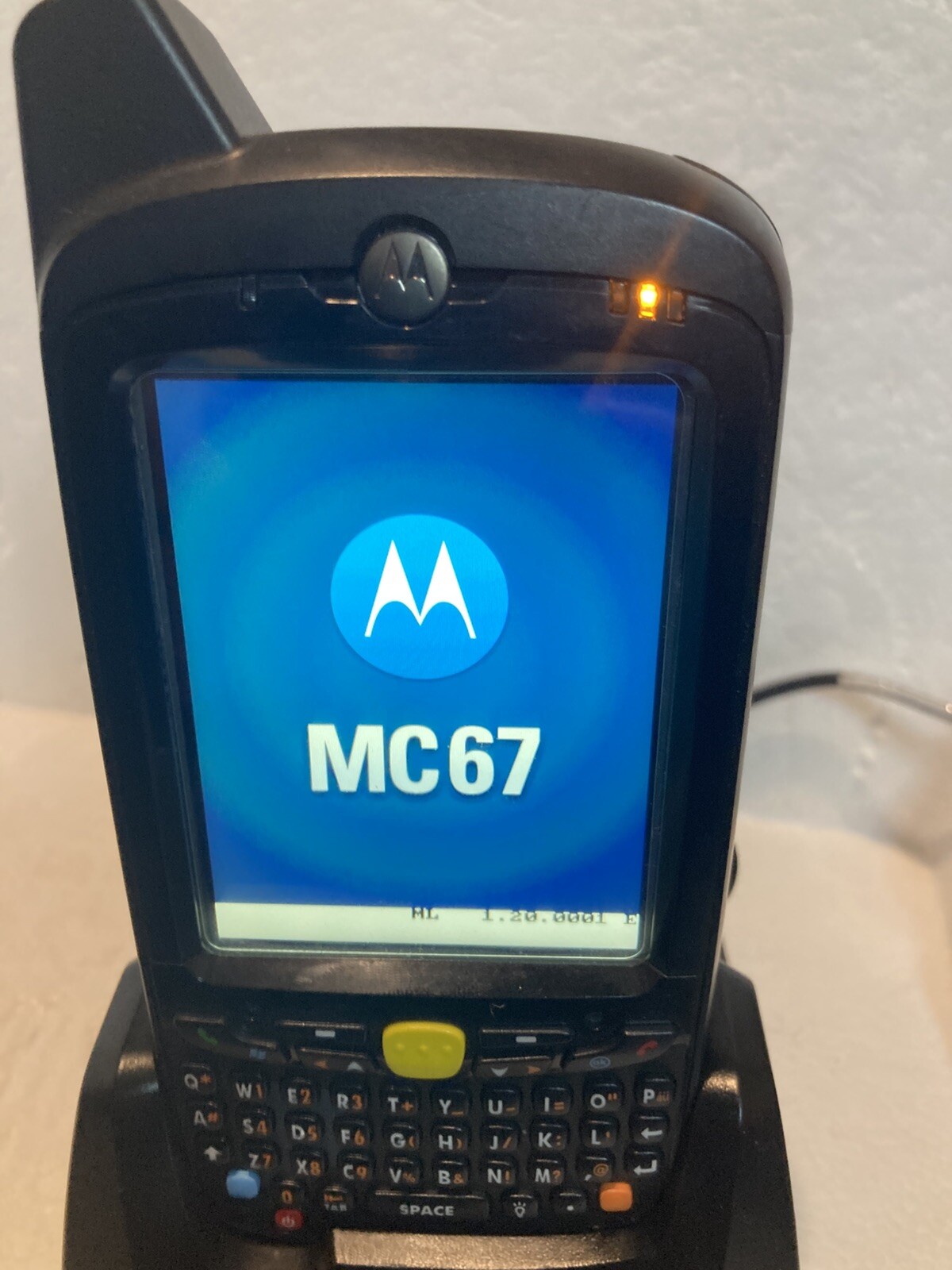 Motorola MC67 MC67NA-PDABAB00300 + Stylus Pen and Charger CRD5500 - Bad Battery